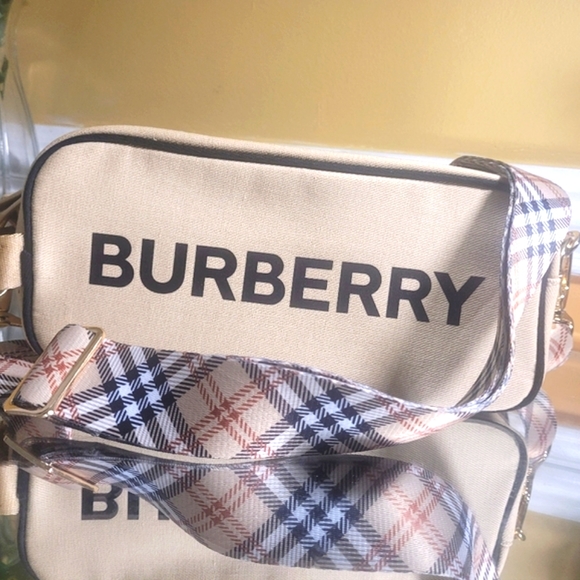 Burberry bag - Picture 6 of 17